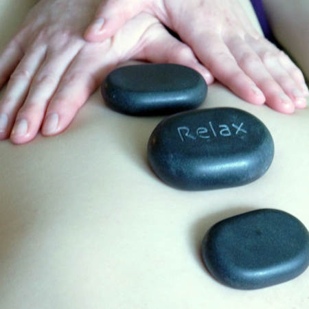 Hot Stone-Massage Naturheilpraxis Beckord